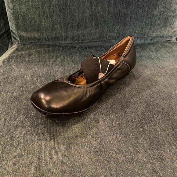 Taos - Exhale Black - Multiple Sizes (NEW W/ BOX) - Picture 2 of 3